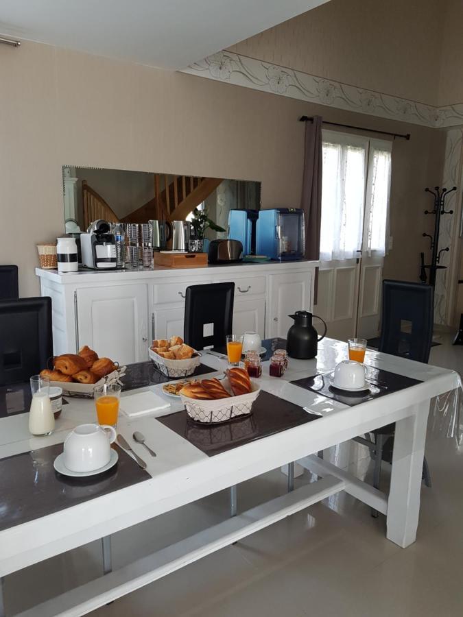 Les Magnils-Reigniers Le Logis Du Marais Bed & Breakfast エクステリア 写真